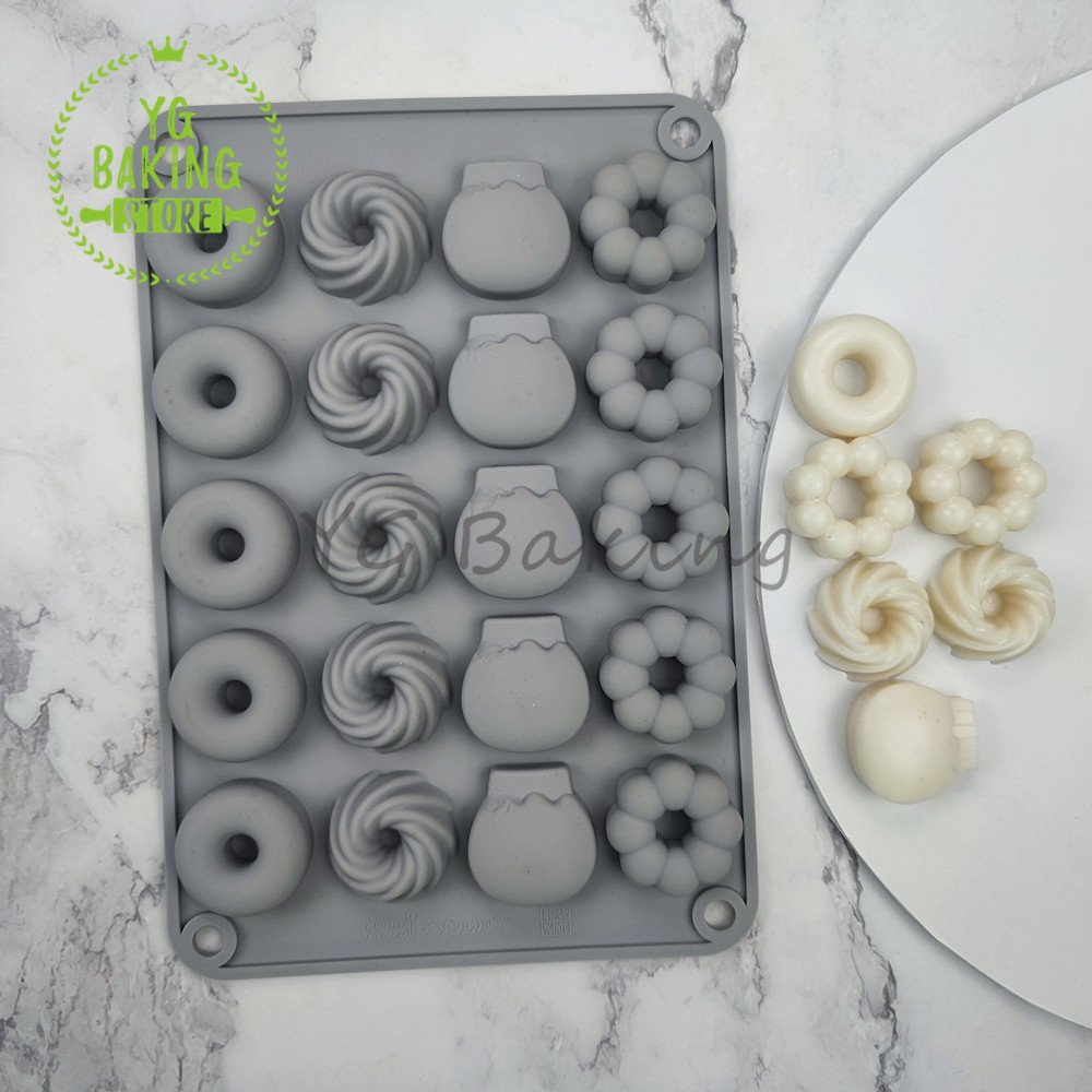 Dorica 3D Mini ciambella Sawal - Donut Mold Silicone recensione e prezzo